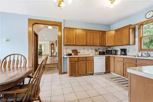 9990 Broadview Rd, Grandview Heights, OH 44147 - Photo 9