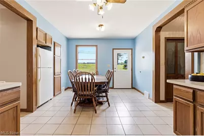 9990 Broadview Road, Grandview Heights, OH 44147 - Photo 11