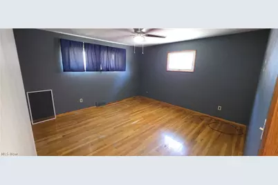 3704 Marlamont Way, Weirton, WV 26062 - Photo 9