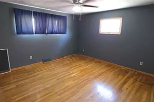 3704 Marlamont Way, Weirton, WV 26062 - Photo 9