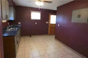 3704 Marlamont Way, Weirton, WV 26062 - Photo 7