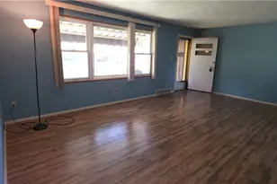 3704 Marlamont Way, Weirton, WV 26062 - Photo 5