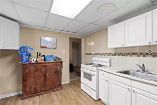 115 Walter St, Yorkville, OH 43971 - Photo 9