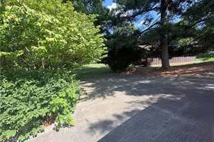 3066 Lake Center St NW, Uniontown, OH 44685 - Photo 9