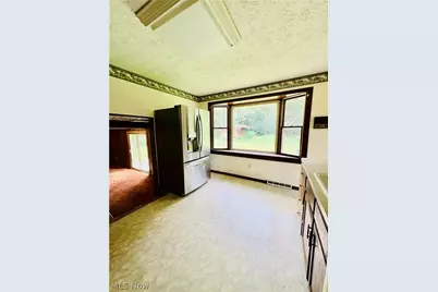 3066 Lake Center Street NW, Uniontown, OH 44685 - Photo 17