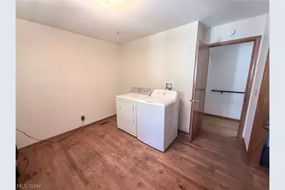 2110 Rockland Ave, Belpre, OH 45714 - Photo 15