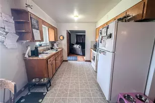 2110 Rockland Ave, Belpre, OH 45714 - Photo 7
