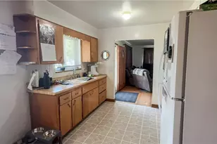 2110 Rockland Ave, Belpre, OH 45714 - Photo 9