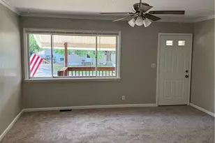 1091 Stanwood Ave, Akron, OH 44314 - Photo 7