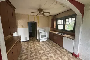 4230 Valley View Blvd, Ashtabula, OH 44004 - Photo 15