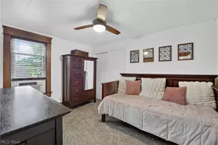 132 28th St NW, Barberton, OH 44203 - Photo 31