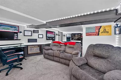 132 28th Street NW, Barberton, OH 44203 - Photo 19
