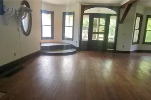 204 Broadway Ave, Youngstown, OH 44504 - Photo 9