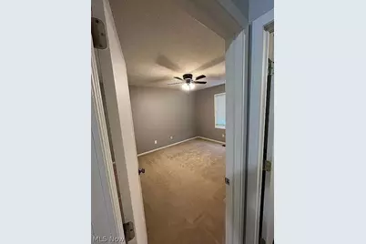 1077 Sutherland Avenue, Akron, OH 44314 - Photo 15