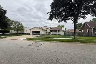 1077 Sutherland Ave, Akron, OH 44314 - Photo 31