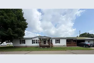 310 Poplar Street, Newcomerstown, OH 43832 - Photo 1