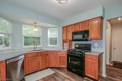 104 Charter Drive, Northfield Center, OH 44067 - Photo 19