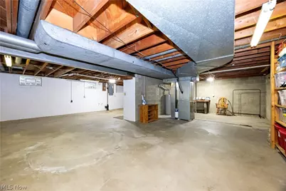 530 E Paradise Street, Orrville, OH 44667 - Photo 23