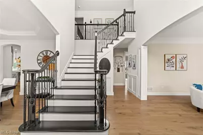 34418 Saint Maron Boulevard, Avon, OH 44011 - Photo 5