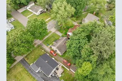 892 Hayden Avenue, Akron, OH 44320 - Photo 31