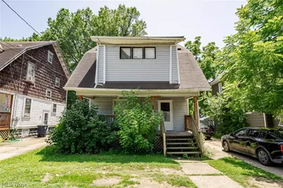 190 E Archwood Avenue, Akron, OH 44301 - Photo 1