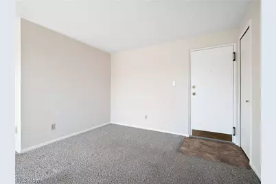1480 Warren Road #302, Oakwood, OH 44107 - Photo 11