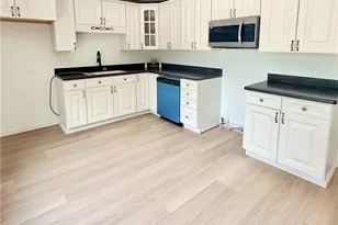2536 Chestnut St, Steubenville, OH 43952 - Photo 9