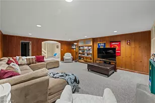 2686 Cranlyn Rd, Huber Heights, OH 44122 - Photo 39