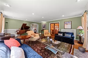 2686 Cranlyn Rd, Huber Heights, OH 44122 - Photo 5