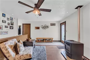 8276 Marianna Blvd, Grandview Heights, OH 44147 - Photo 5