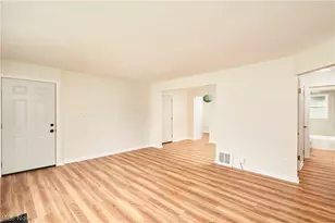 2497 21st St, Cuyahoga Falls, OH 44223 - Photo 7