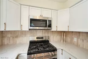2497 21st St, Cuyahoga Falls, OH 44223 - Photo 11