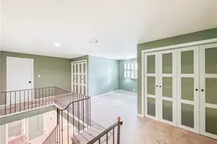 2990 E Belvoir Oval, Huber Heights, OH 44122 - Photo 9