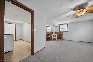 90 Meadowridge Dr, Geneva, OH 44041 - Photo 21