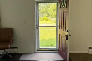 1703 E 300th St, Wickliffe, OH 44092 - Photo 5