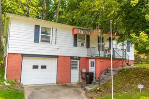 820 Mariann Dr, Martins Ferry, OH 43935 - Photo 3