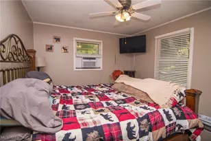 820 Mariann Dr, Martins Ferry, OH 43935 - Photo 13