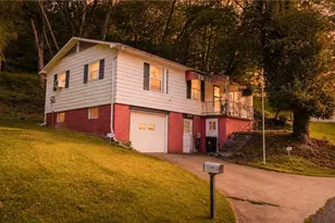 820 Mariann Dr, Martins Ferry, OH 43935 - Photo 5
