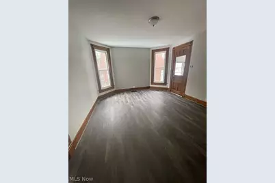 1006 Gaston Avenue, Cambridge, OH 43725 - Photo 7