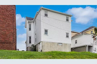 1006 Gaston Avenue, Cambridge, OH 43725 - Photo 3