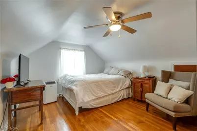 251 9th Street NE, Barberton, OH 44203 - Photo 17