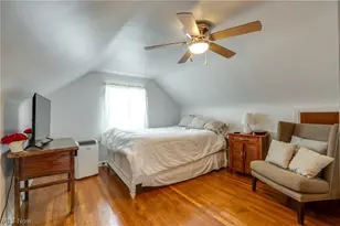 251 9th St NE, Barberton, OH 44203 - Photo 17