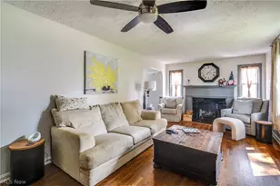251 9th St NE, Barberton, OH 44203 - Photo 3
