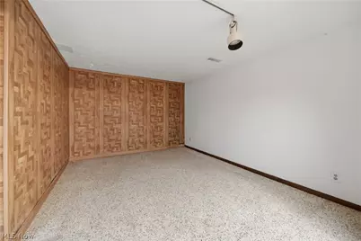 3064 Townsend Street NW, Uniontown, OH 44685 - Photo 33
