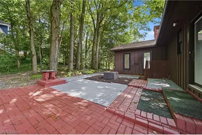 3064 Townsend Street NW, Uniontown, OH 44685 - Photo 41