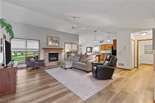 477 Catawba Dr, Wadsworth, OH 44281 - Photo 5