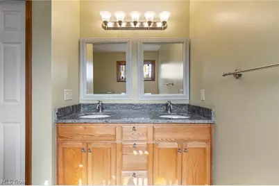 477 Catawba Drive, Wadsworth, OH 44281 - Photo 15
