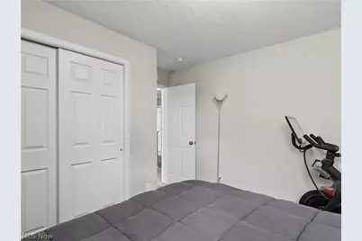 37379 Hunter Lake Drive, North Ridgeville, OH 44039 - Photo 23