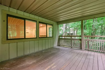 654 Meredith Lane, Cuyahoga Falls, OH 44223 - Photo 29