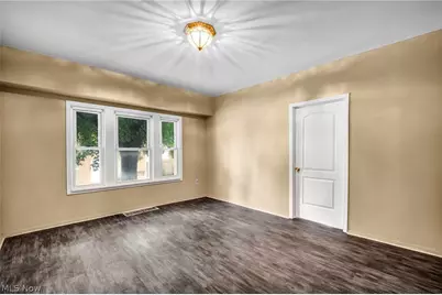 8802 Denison Avenue, Loveland, OH 44102 - Photo 37